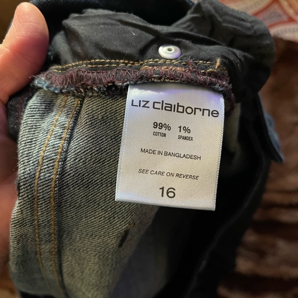Liz Claiborne Boyfriend Skinny Jeans - Picture 9 of 9
